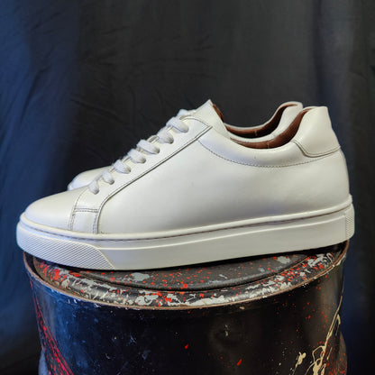 CHAUSSURE SNEAKER MEDICALE EN CUIRE NOIRE ET BLANC